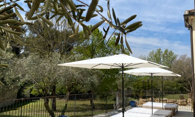 Vedene Other | Idyllic Bastide de Rhodes with Pools Near Avignon