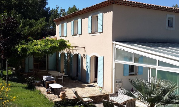 Fuveau Villa | Idyllic Bastide Near Aix-en-Provence with Private Pool