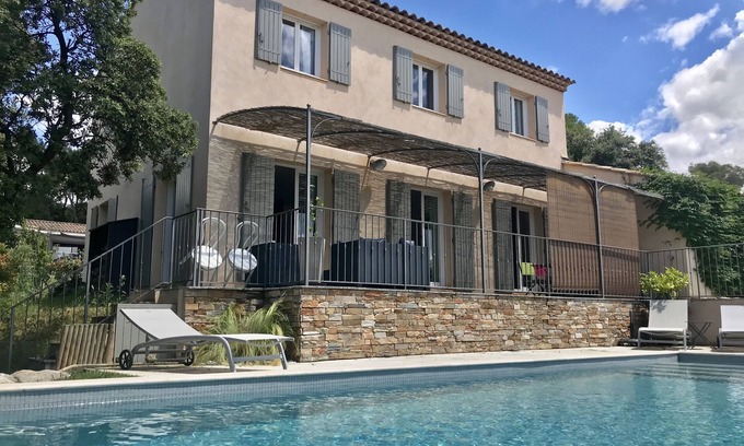 Pourrieres House | Relaxing Bastide Provençale with Private Pool & Spa