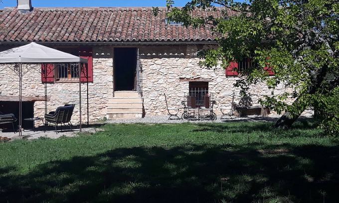 Saint-Julien House | Peaceful Bastide House with Pool & Garden near Verdon