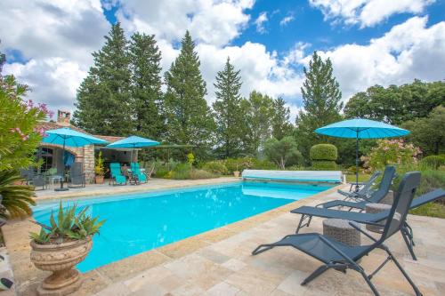 Taradeau House | Relaxing Stays at Domaine L'helion with Pool & Family Amenities