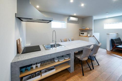 Awaji House | Unique BATEAU Rental Vacation for Family Fun Awaits