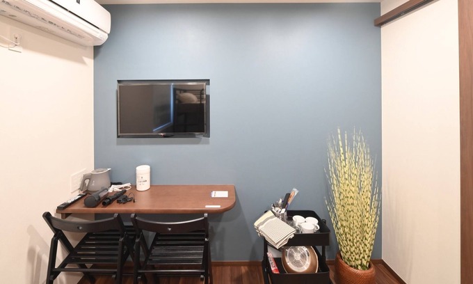 Honmachi Apartment | Convenient Hotel Steps from Hatsudai Station in Tokyo