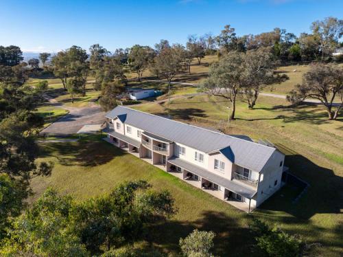 Mount Panorama Hotel | Discover BATHURST GOLDFIELDS MOTEL with Family-Friendly Amenities