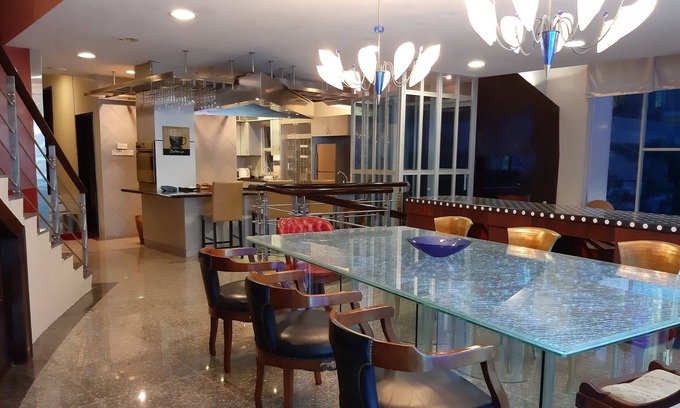 Batu Pahat House | Batu Pahat only Villa with pool and city view