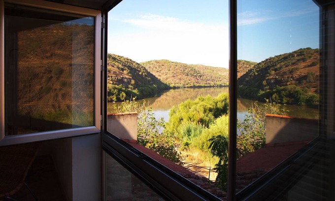 El Granado Cottage | Inviting Bau Ksar casas: Ideal for Groups Near the Coast