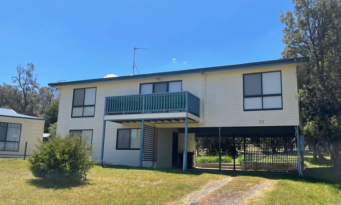 Venus Bay House | Family-Friendly Baudin's By The Bay with Ocean View & Pets