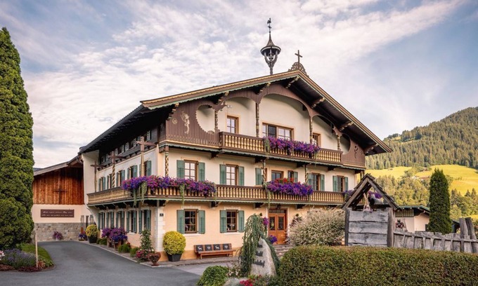 Itter Apartment | Family-Friendly Bauernhof Kodahof with Kitchen Amenities