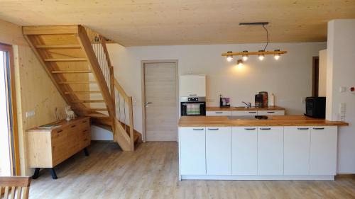 Reichenhofen Apartment | Experience BaumKrone: Family-Friendly Stay with Pool Access