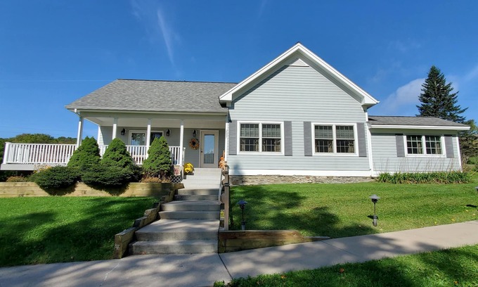 Cooperstown - Otsego Lake House | Accessible Bavarian Farm Schoolhouse Near Dreams Park & More