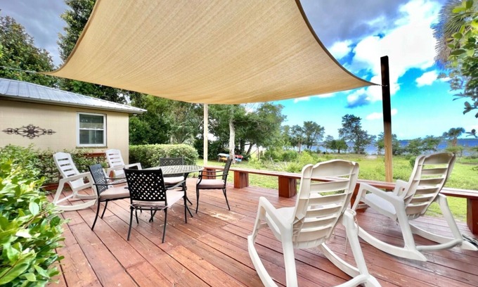 Bay VIew Addition House | Bay Front Home with Private Beach in Historic District