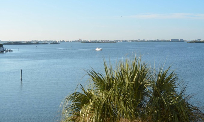 St. Petersburg - Clearwater Condo | Bay Front Retreat with Breathtaking Ocean View & Spa