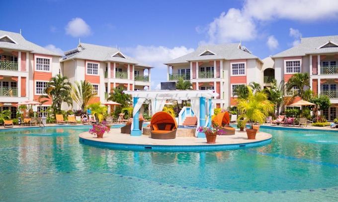 Rodney Bay Resort | Relax at Bay Gardens Beach Resort & Spa with Ocean Views