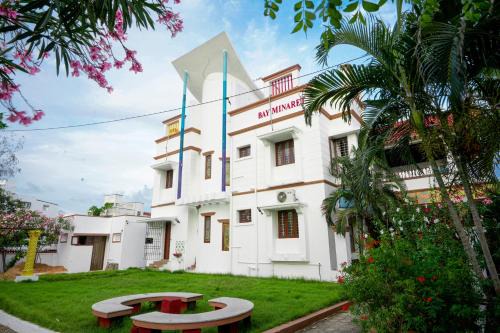 Kanathur Villa | Bay Minaret Villa: Beachfront 4BHK with Pool & Ocean Views