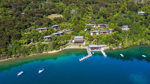 Arthur's Bay Resort | Elegant Bay of Many Coves: Private Beach & Ocean Views