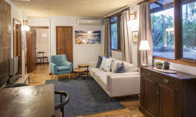 Quindalup House | Pet-Friendly Bay Shack: Steps from the Beach Awaits You