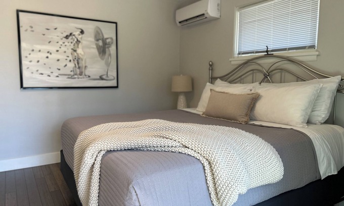 Traverse City Apartment | Bay Town Studio: Ocean View Retreat with Top Guest Ratings!