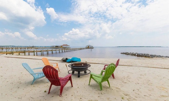 Josephine House | Baydreamer: Ideal Beach House with Amazing Amenities!