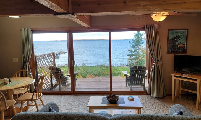 Bayfield Apartment | Unforgettable Bayfield Island View "Fedora" on Lake Superior