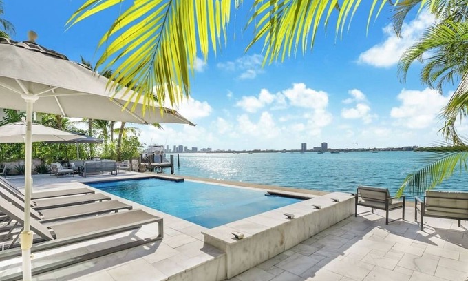 Seybold Villa | Bayfront Escape: Poolside Relaxation with Ocean Views