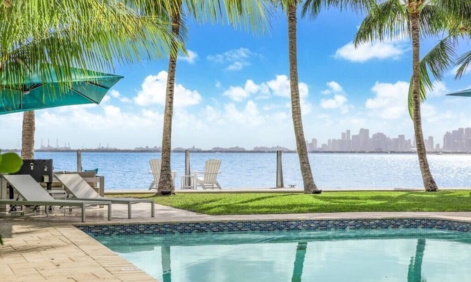 Seybold Villa | Exclusive Bayfront Retreat with Heated Pool & Ocean Views