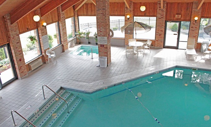 Battle Creek Hotel | Comfortable Stay at Baymont by Wyndham Battle Creek