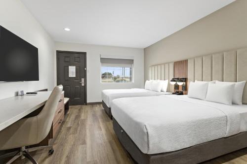 Beaumont Hotel | Experience Comfort at Baymont by Wyndham Beaumont