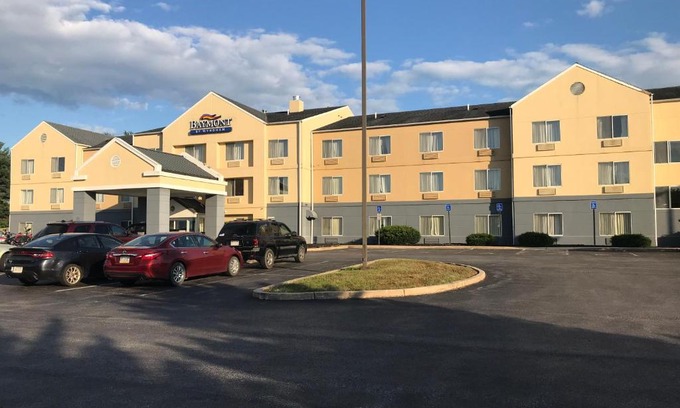 Chambersburg Hotel | ```html
Inviting Baymont by Wyndham Chambersburg with Hot Tub Access
```