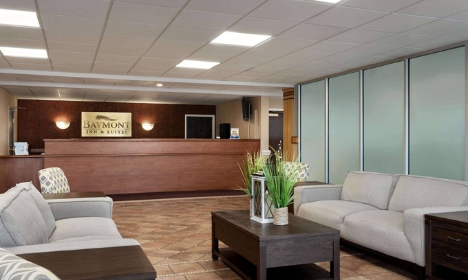 Elizabethtown Hotel | Comfortable Stay at Baymont by Wyndham Elizabethtown