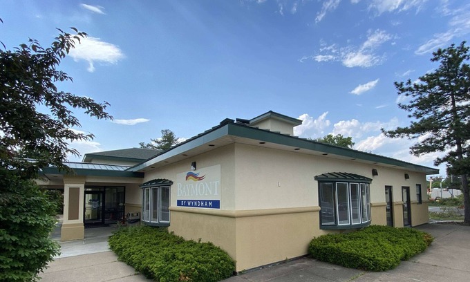 Latham Hotel | Comfortable Stay at Baymont by Wyndham Latham Albany Airport