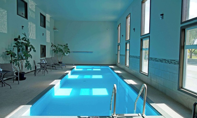 Monte Vista Hotel | Relaxing Stay at Baymont by Wyndham Monte Vista