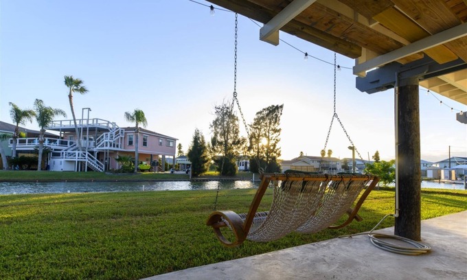 Rockport House | Pet-Friendly Bayside Blessing with Canal Front Views