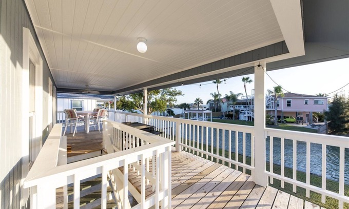 Rockport Cottage | Discover Bayside Blessing: Pet-Friendly Oceanfront Retreat