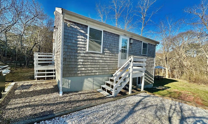 Wellfleet Cottage | Bayside cottage near Marconi and Bike Path