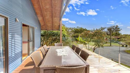 North Haven House | Family-Friendly Bayside Delight for Memorable Getaways
