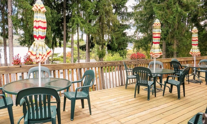 Cooperstown - Otsego Lake Hotel | Eco-Friendly Bayside Inn & Marina with Ocean Views