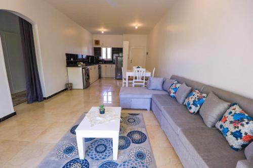 Luxor Apartment | Family-Friendly Bayt Al Jabal in Luxor with High Ratings