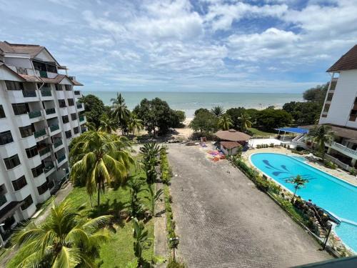 Si Rusa Apartment | Seafront Penthouse with Pool & Ocean View - 4 Star Stay
