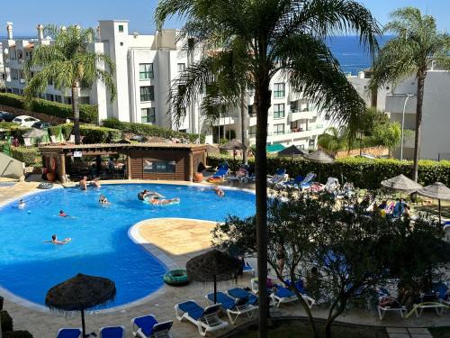 Albufeira Apartment | Unwind at BayView Albufeira with Oceanfront Amenities