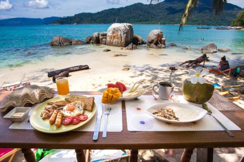 Satun Resort | Oceanfront Bayview Hill Resort with Private Beach Access