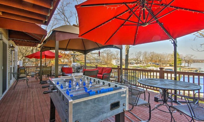 Lake Ozark House | Beautiful Bayview Lake House: Dock Access & Pet Friendly