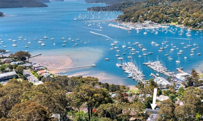 Bayview House | Escape to Bayview Paradise: Pittwater Oceanfront Retreat