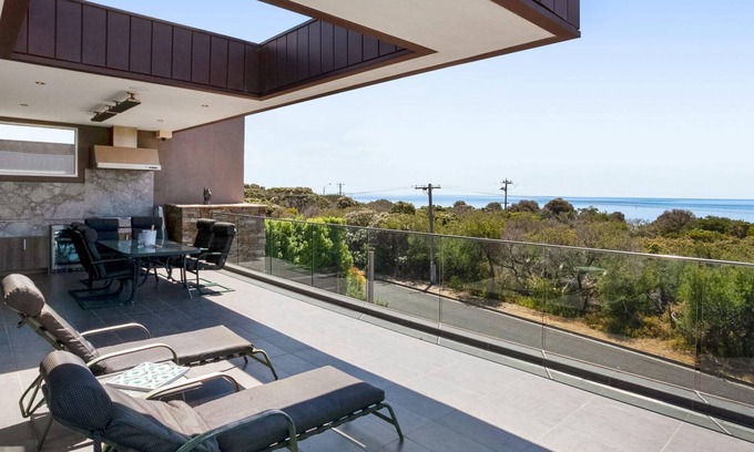 Rye House | Bayview - Breathtaking Oceanfront Views with Top Amenities