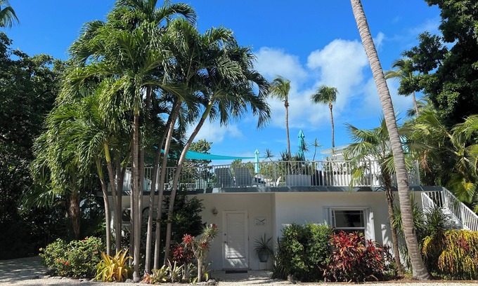 Islamorada House | Experience Breathtaking Sunsets in the Keys