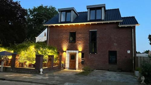 Roermond Bed & Breakfast | Family-Friendly Escape at BB aan de kapel - Rated 9.3/10