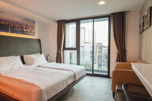 Suan Luang House | Comfortable BBHouse Khlongtan: Family-Friendly Stay