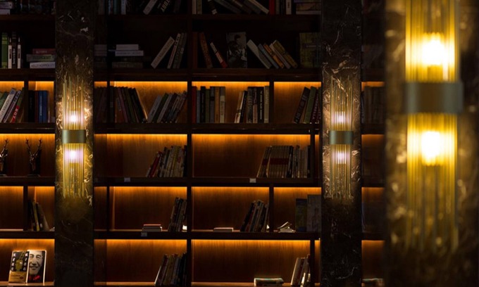 Luohu Hotel | Discover BBHOL Elegant Hotel: Family-Friendly Amenities Awaits
