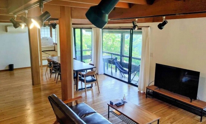 Atami Villa | Stylish Rental Villa with BBQ & Spa near Atami Station