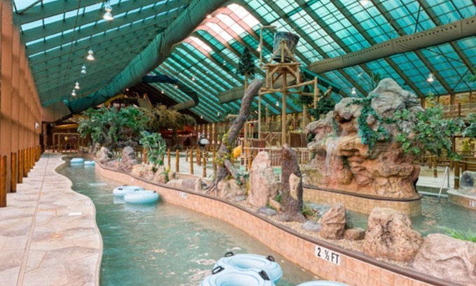 Gatlinburg Resort | Inviting Mountain Top Retreat with Water Park Access