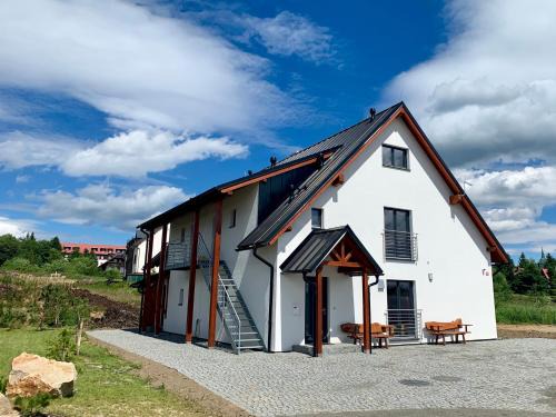 Bozi Dar Apartment | Family-Friendly Retreat at Apartmány BD Boží Dar - Rated 9.4